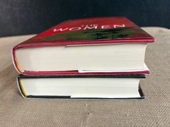 Kristin Hannah Pair hardcover DJ Books The woman and The Four Winds