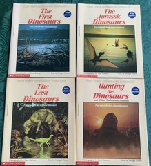 The New Dinosaur Library 1st Ed. Scholastic 4 Book Lot 1988 Dougal Dixon PB