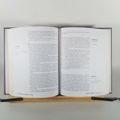 From Archetype to Zeitgeist: An Essential Guide to Powerful Ideas – 1st Edition