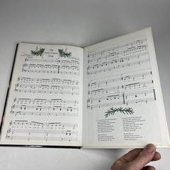Gnomes Book Christmas Crafts Patterns Diagrams 50 Projects HC 1980 Fold Out