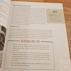 Wild Mushrooms Hand Book Cooking Foraging 115 Recipes Preserve Harvesting Safety