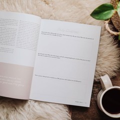 The Daily Grace Co When Fear Meets Faith Bible Study – Women