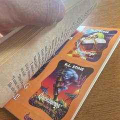 Goosebumps Egg Monsters from Mars R.L. Stine PB 1996 1st Print w/bookmark &cards