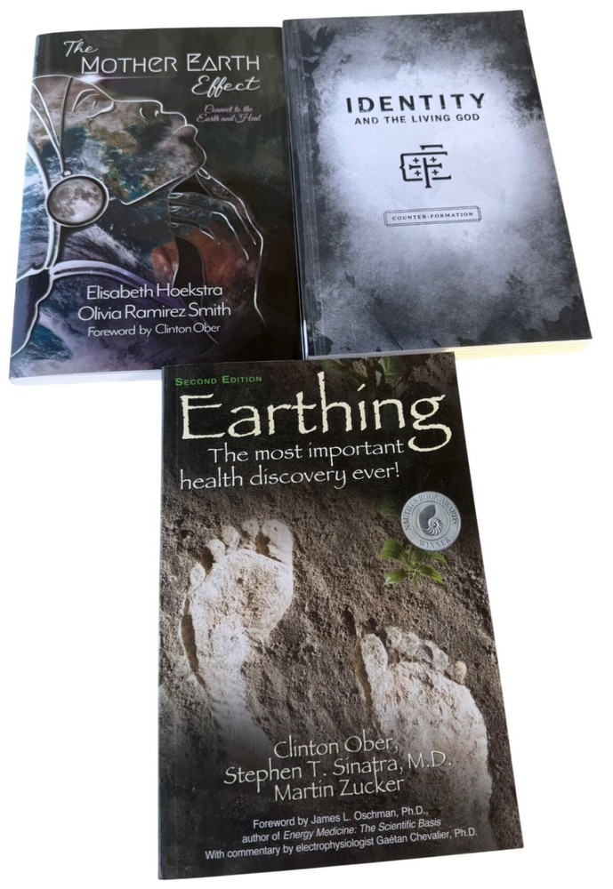MIXED Set of 3 Paperback Books „Identity, Earthing, Mother Earth Effect” (EUC)