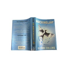 The Hunger Games Ser.: Mockingjay (Hunger Games, Book Three) by Suzanne Collins