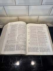 NIB KJV Ryrie Study Bible Black Genuine Leather Bound Red Letter Reference Tools