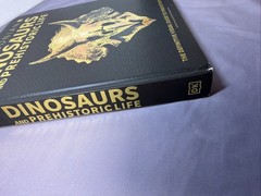 Dinosaurs & Prehistoric Life: The Definitive Visual Guide to Prehistoric Animals