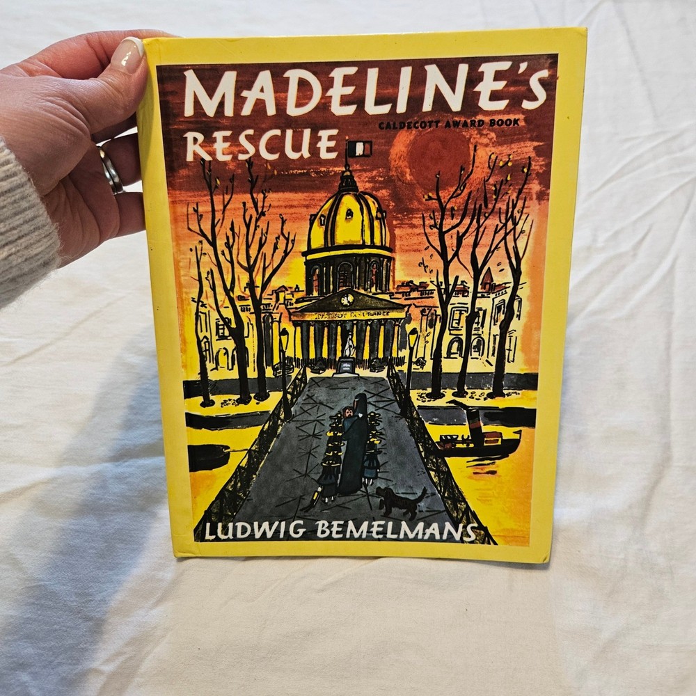 Madeline’s Rescue Ludwig Bemelmans Weekly Reader Hardcover Caldecott Award Book