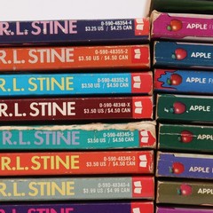 Lot of 29 Vintage Goosebumps Books R.L. Stine Apple Fiction Triple Header #1-46