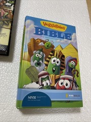 HC VeggieTales Bible by Zondervan & The Action Bible ( illust; Sergio Cariello)
