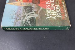 Voices in a Haunted Room Philippa Carr 1984 Book Club Edition G.P. Putnam’s Sons