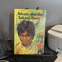 Tomas and the talking birds by Ruth Nulton Moore, 1979, Herald Press Puerto Rico