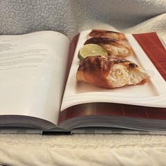 COOKBOOK Best-ever 500 Simply Delicious Recipes Hardcover Illustrated 1008 Pages