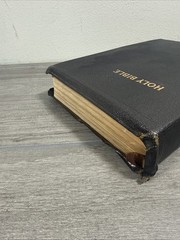 Circa 1962 World Publishing RSV Bible Black Morocco Leather GOLD EDGE