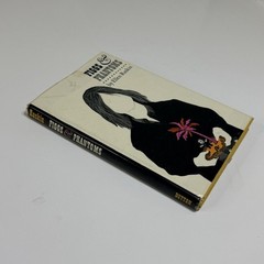 1974 Figgs and Phantoms Signed Hardcover Ellen Raskin First Edition