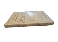 „Atomic Habits” by James Clear Build Good Habits Brand New
