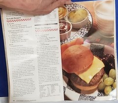 COOL SALADS & SIZZLING BBQ Classic COOKBOOK #148 PILLSBURY Jun 93 Retail $2.75