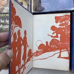 12 vintage Nancy Drew Mysteries (most with DJs) #1-6, 16, 26 + 1930s-1950s edit