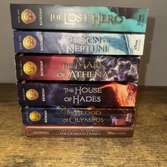 Rick Riordan complete set w/all 5 paperback books The Heroes of Olympus + bonus