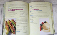 Live Raw Around the World recipes guide lifestyle paperback 2013 212 pages nice