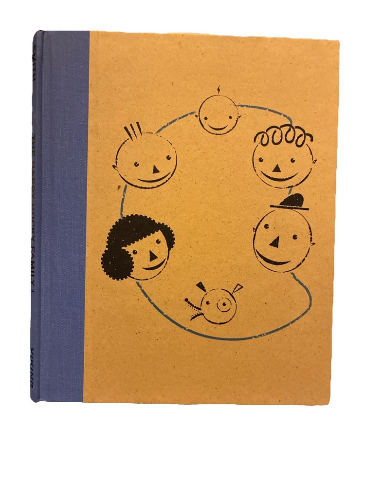 THE HAPPY HOCKY FAMILY 1993 1st Edition Lane Smith Hardcover