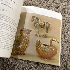 BRONZE VESSELS OF ANCIENT CHINA & Chinese Ceramics IN THE AVERY BRUNDAGE Vintage