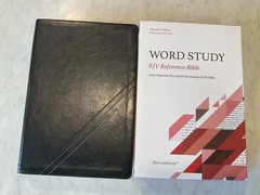 KJV Word Study Reference Bible Comfort Print Black Leather-Soft