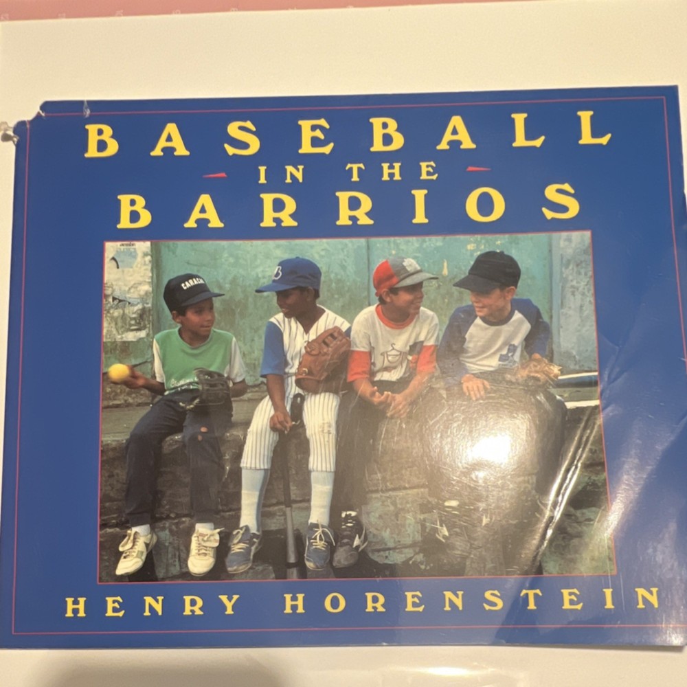 Baseball in the Barrios by Henry Horenstein, Paperback, Juvenile Nonfiction