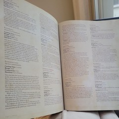 Dungeons and Dragons Player’s Handbook – ACCEPTABLE condition, read description
