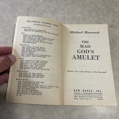 The Mad God’s Amulet By Michael Moorcock 1st DAW 1977 Sci-fi Fantasy Runestaff