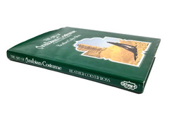 The Art of ARABIAN Costume: A Saudi Arabian Profile BEAUTIFULLY ILLUSTRATED!