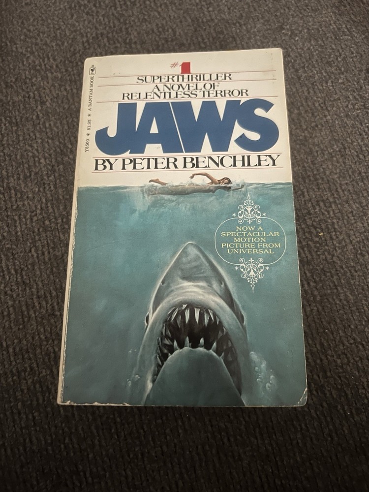 Jaws Peter Benchley Vintage 1975 Movie Tie In Paperback Book Bantam 18th Print