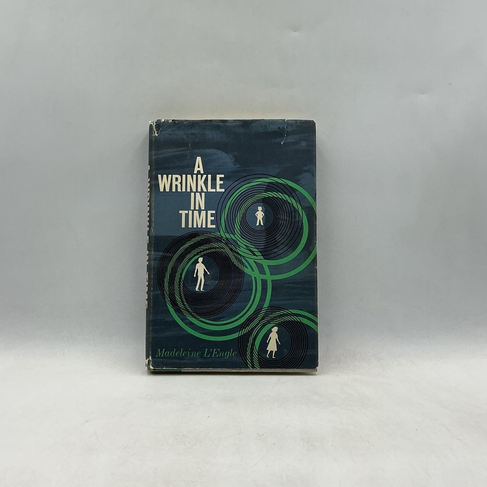 A WRINKLE IN TIME Madeleine L’Engle 1962 1st Ed HC DJ Vintage Blue BCE