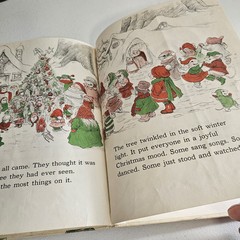 Mole And Troll Trim The Tree by Tony Johnston 1974