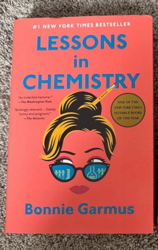 Lessons in Chemistry : A Novel by Bonnie Garmus (2022, Hardcover)