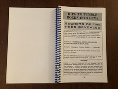 HOW TO TUMBLE POLISH ROCKS INTO GEMS By Edward E. Smith *LIKE NEW-see photos*