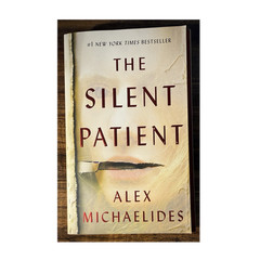 Alex Michaelides The Silent Patient (2021) Trade Paperback w/ Book Club Guide