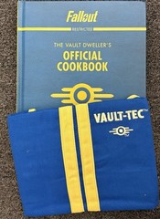 Fallout The Vault Dweller’s Official Cookbook Gift Set With Apron New No Box