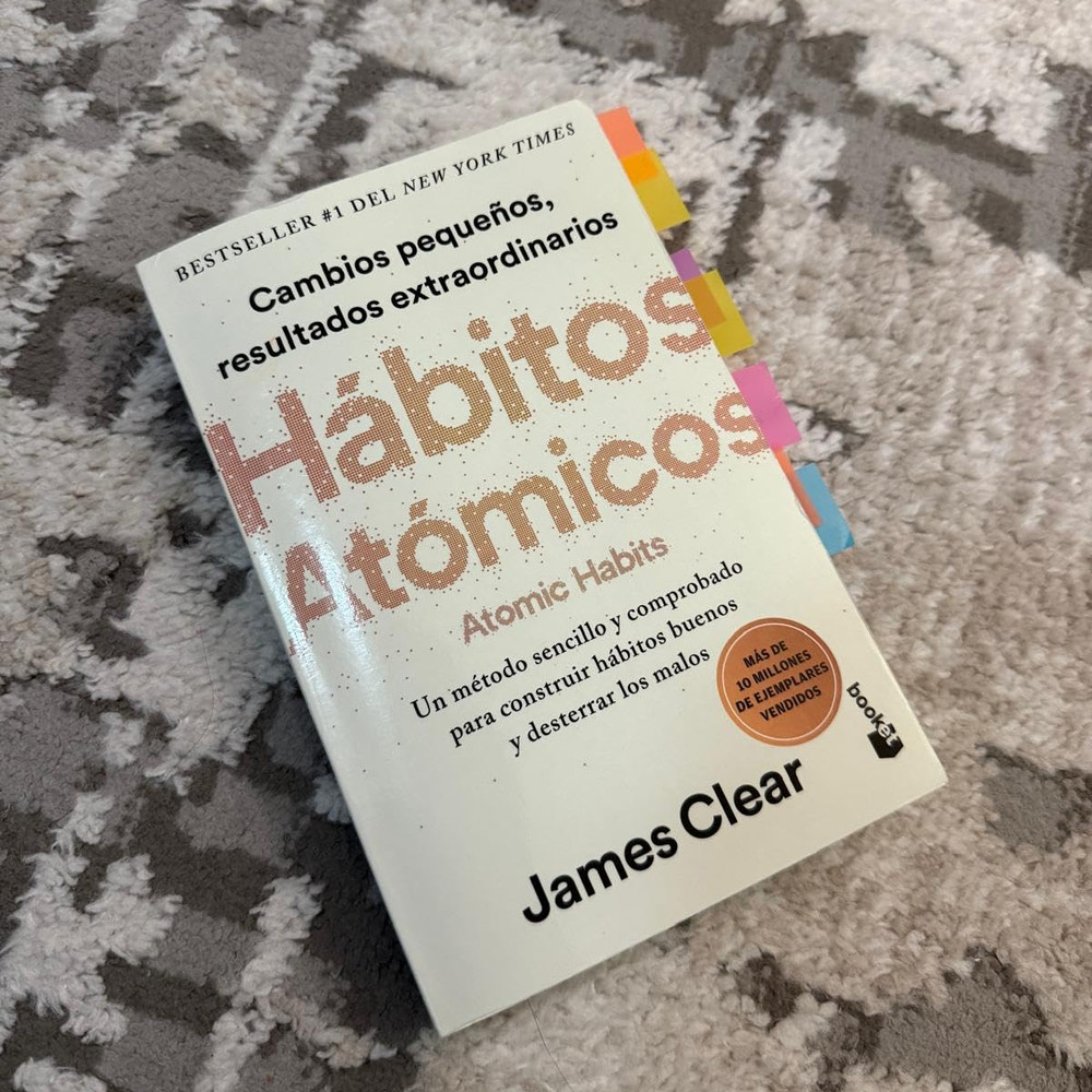 HABITOS ATOMICOS ( ATOMIC HABITS BOOK ) – LIBRO EN ESPAÑOL – AUTOR JAMES CLEAR