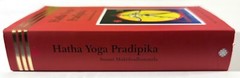 HATHA YOGA PRADIPIKA By Swami Muktibodhananda English & Sanskrit Drawings Text