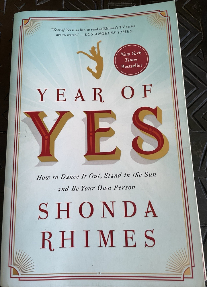 Shonda Rhimes Year of Yes Trade Paperback, Scribner 2016, Self-Help, Biography