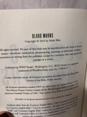Blood Moons : Decoding the Imminent Heavenly Signs by Mark Biltz