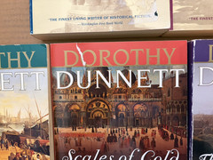 Dorothy Dunnett – House of Niccolo 3,4,5,6,7,8 & Lymond Chronicles 1,3,4,5,6