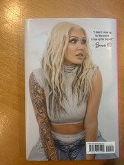 Stripped Down : Unfiltered and Unapologetic by Bunnie Bunnie Xo (2026,…