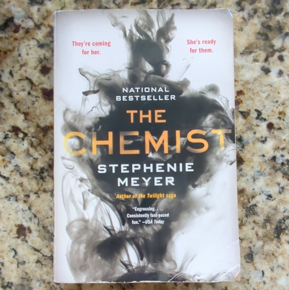 Stephenie Meyer The Chemist Trade Paperback 528 Pages 2017 Back Bay Books