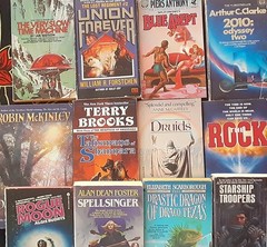 Science Fiction/Fantasy Paperback Books YOU PICK the Title-Some Vintage