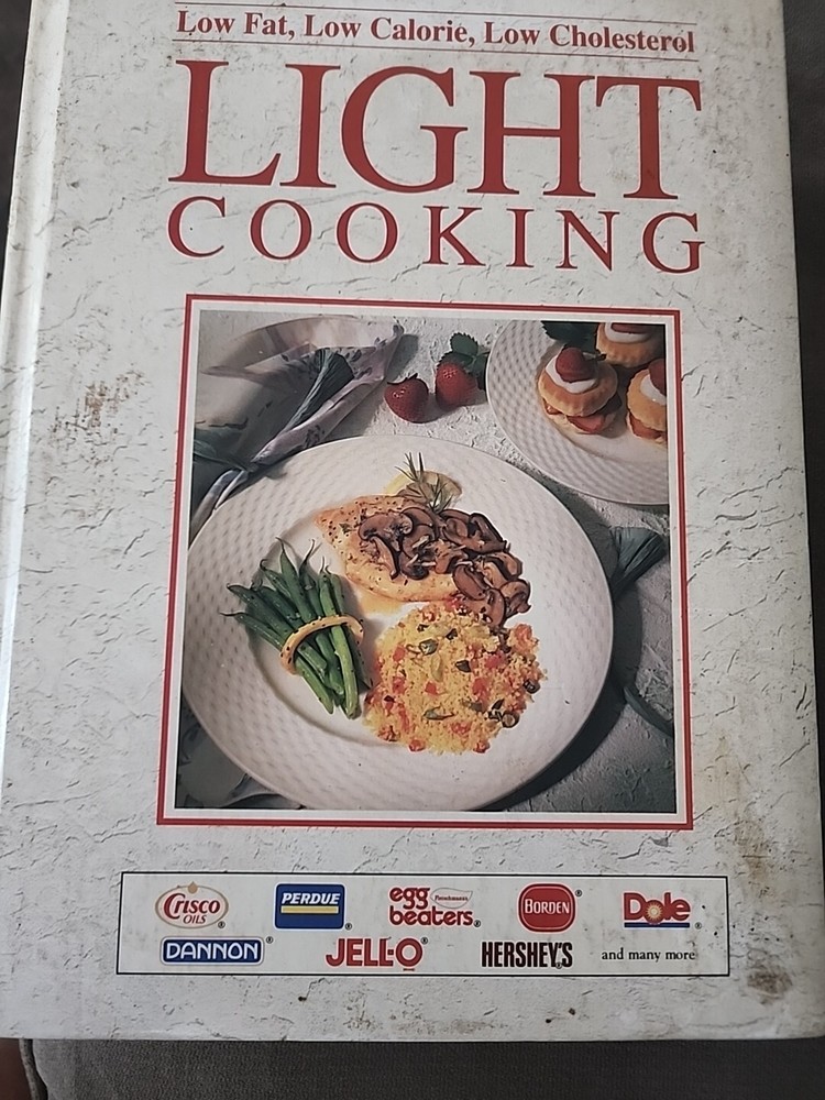 Light cooking Cookbook 1994 Easy Quick Recipes Calorie Counting Cooking 608pages
