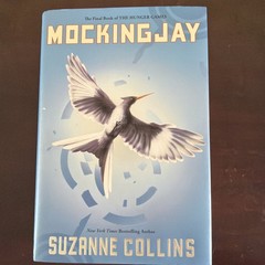 Mockingjay by Suzanne Collins (2010,Hardcover First Edition