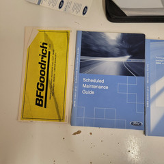 2004 04 Ford Explorer Owner’s Manual Guide Book Set OEM With Case