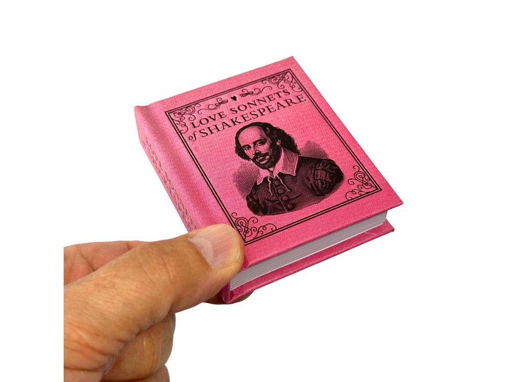 Love Sonnets of Shakespeare mini book 3.25″ H hardcover 175 pages light rose new